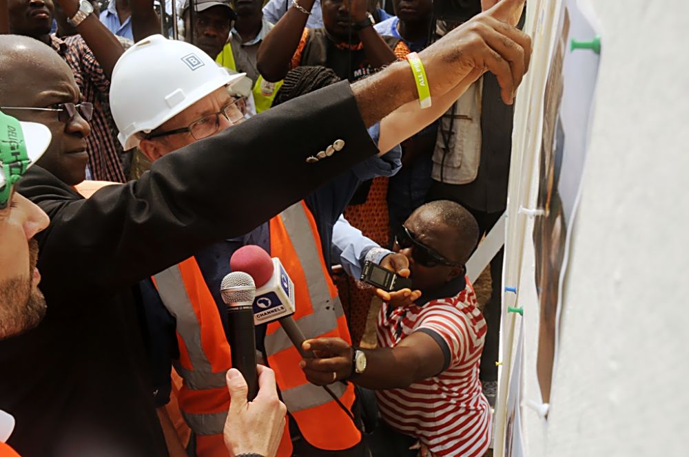 Hon. Minister of Power, Works and Housing, Mr Babatunde Fashola, SAN (left) being briefed by the Project Manager of Julius Berger Nigeria Plc, Mr Wolfgang Panzer (right) during the Ministerâ€™s inspection of the completed Phase One of the rehabilitation of the Long Bridge after 40 years of use as part of the reconstruction and rehabilitation of the Lagos-Ibadan Expressway by the Federal Government on Monday 12th December, 2016