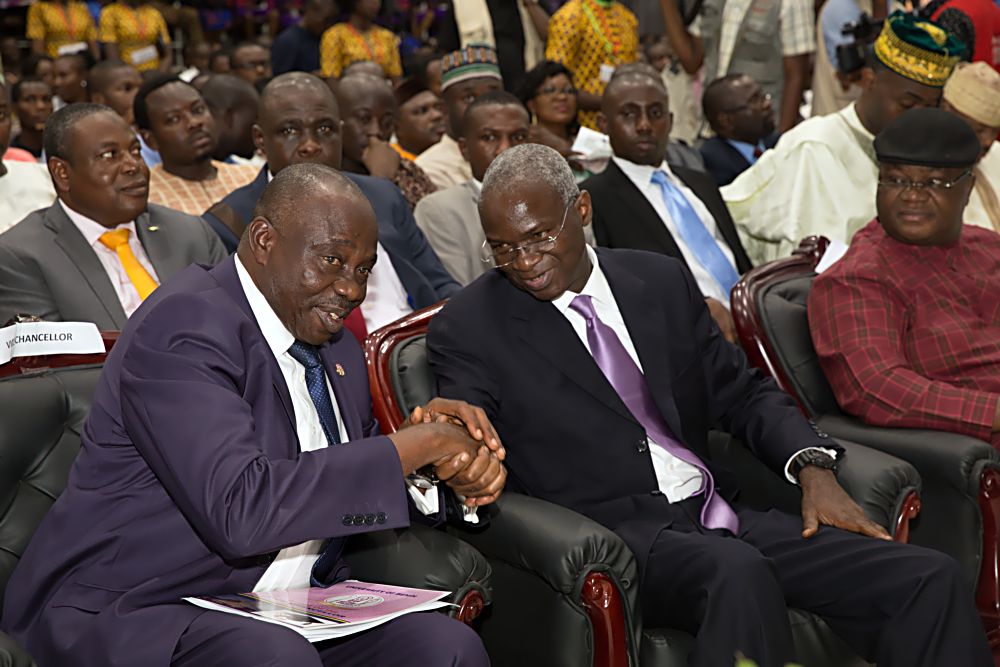 Hon. Minister of Power, Works & Housing , Mr Babatunde Fashola, SAN(left) and Vice Chancellor of the University of Benin, Prof. Osasere  Orumwense(2nd right) during the  University of Benin 42nd Convocation Lecture with the theme, "Freedom from Fear, Choices before the New Generation," delivered by the Hon. Minister at the Akin Deko Auditorium, Ugbowo Campus in Benin City, Edo State on Friday 25th November, 2016