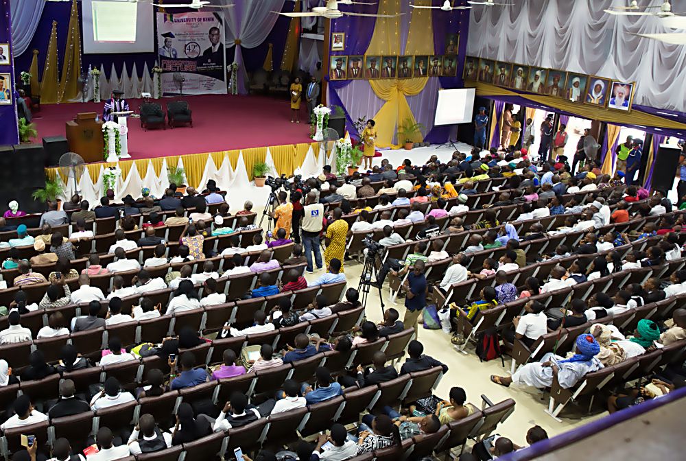 Hon. Minister of Power, Works & Housing , Mr Babatunde Fashola, SAN delivering the 42nd Convocation Lecture of the University of Benin, on the theme," Freedom from Fear, Choices before the New Generation,"at the Akin Deko Auditorium, Ugbowo Campus in Benin City, Edo State on Friday 25th November, 2016